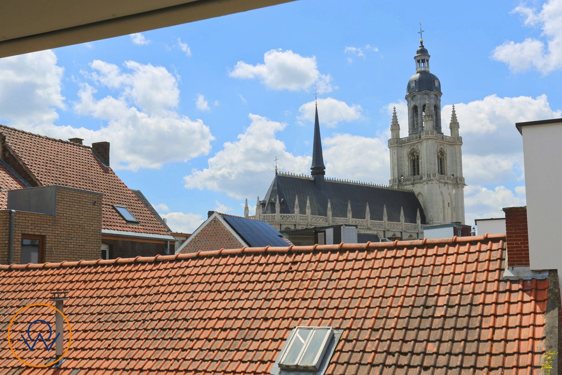 Energiezuinig en ruim appartement te koop in het historische centrum foto 17