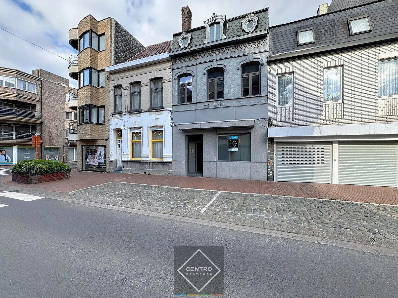 Centraal gelegen kantoor met mogelijkheid tot ruime garage! foto 16