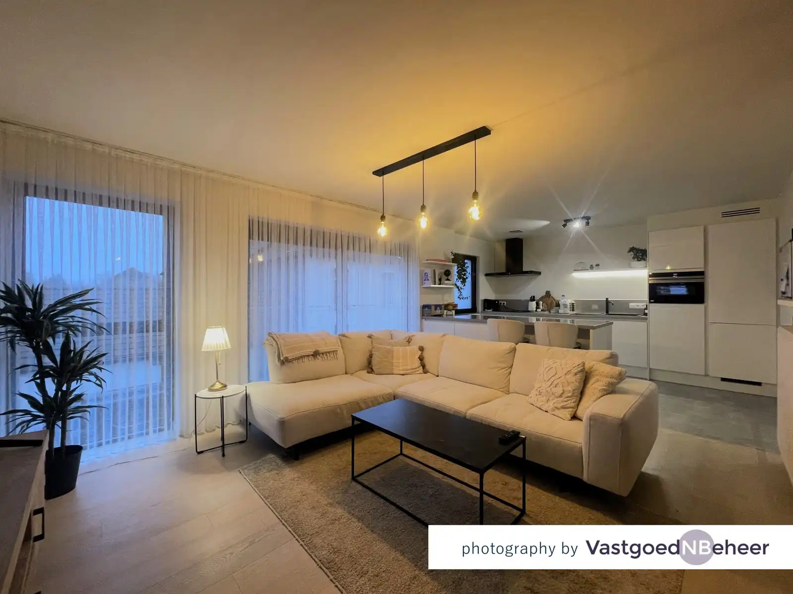 Appartement te huur foto {{pictureIndex}}