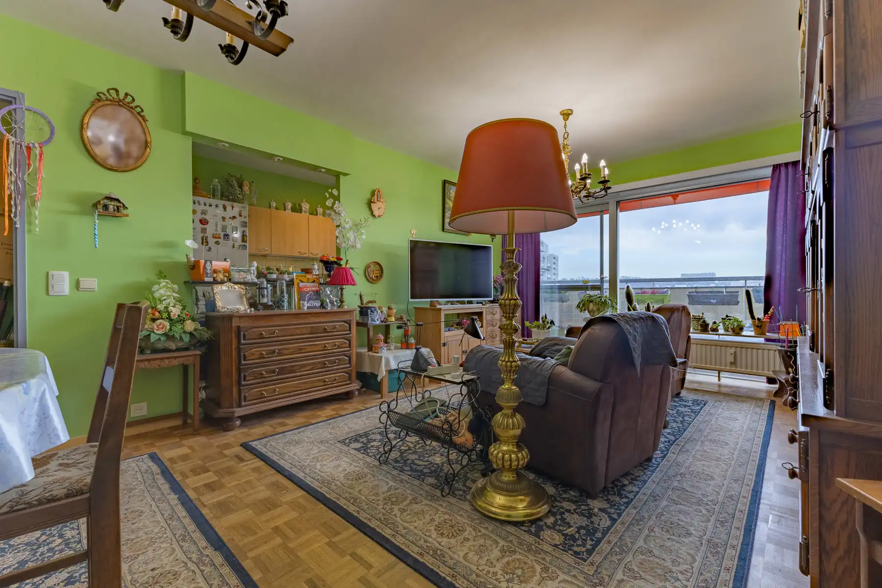 Goed gelegen appartement met twee slaapkamers foto 7
