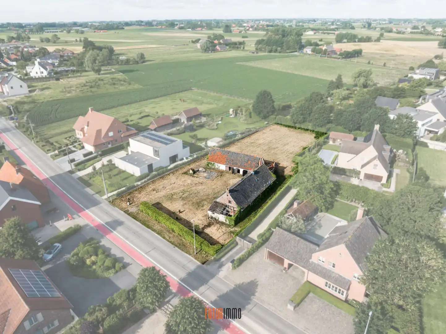 Mooi perceel bouwgrond (2.215m²) in Oekene foto 2