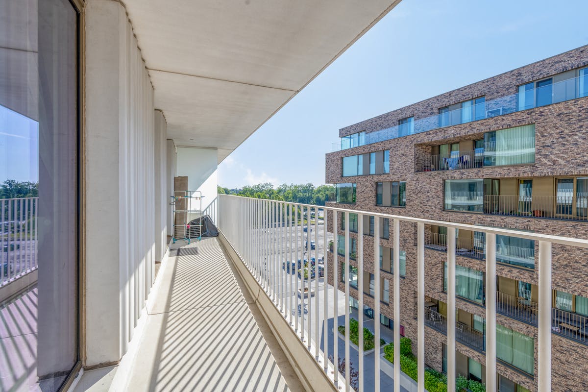 ()=>{if(producerUpdateValueVersion(node),producerAccessed(node),node.value===ERRORED)throw node.error;return node.value} Frank Van Ackerpromenade 6/04.02 - 8000 Brugge