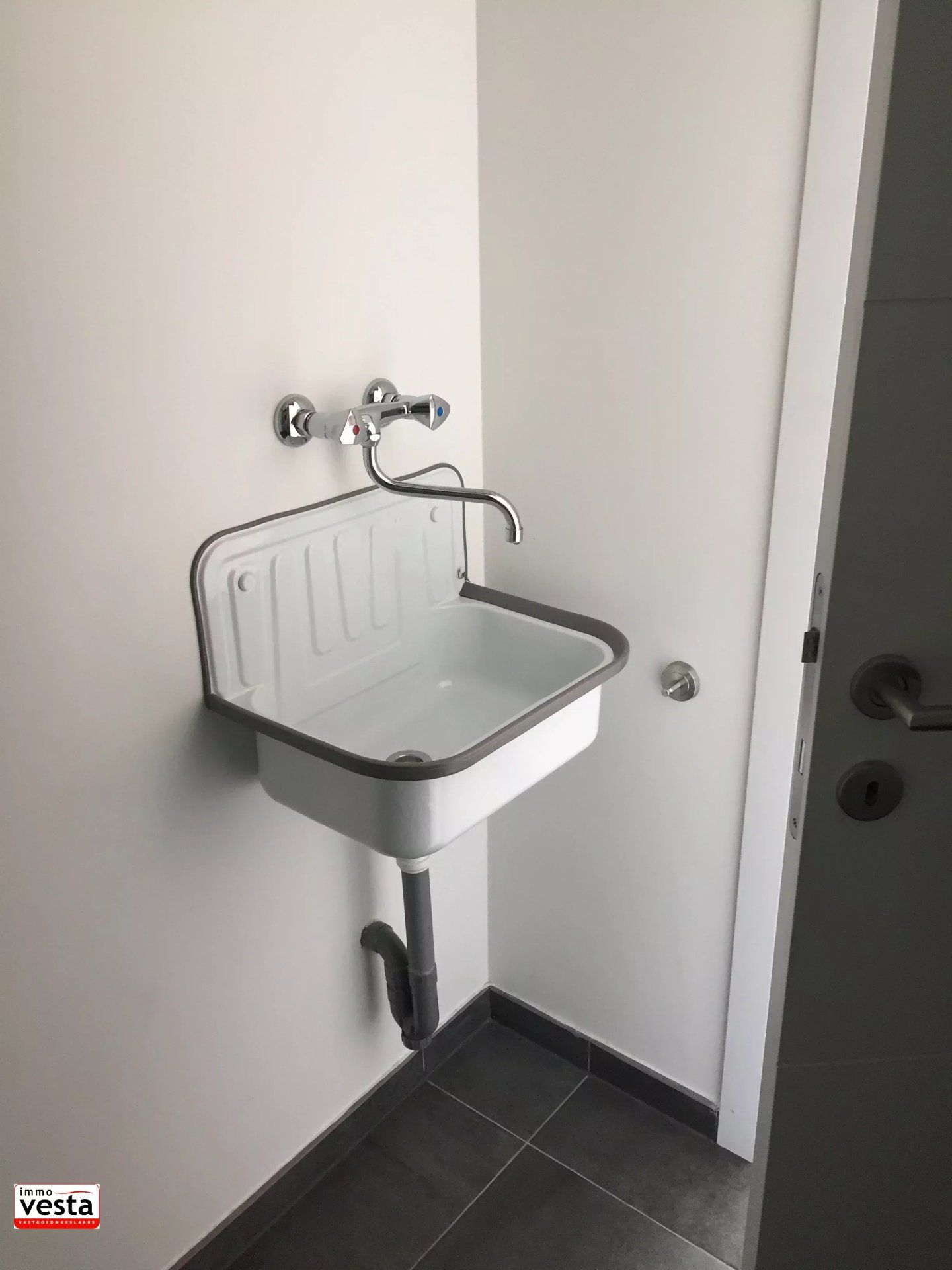 Compact appartement met modern comfort foto 13