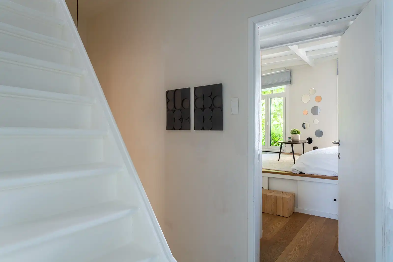 Unieke en karaktervol wonen in voormalig koetshuis foto 19