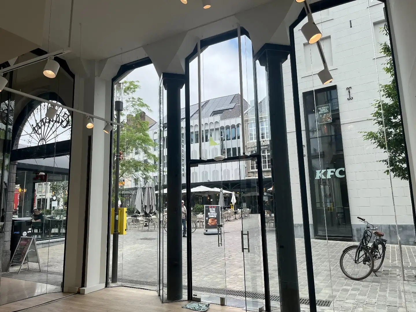 Handelspand te huur in hartje centrum Hasselt foto 4