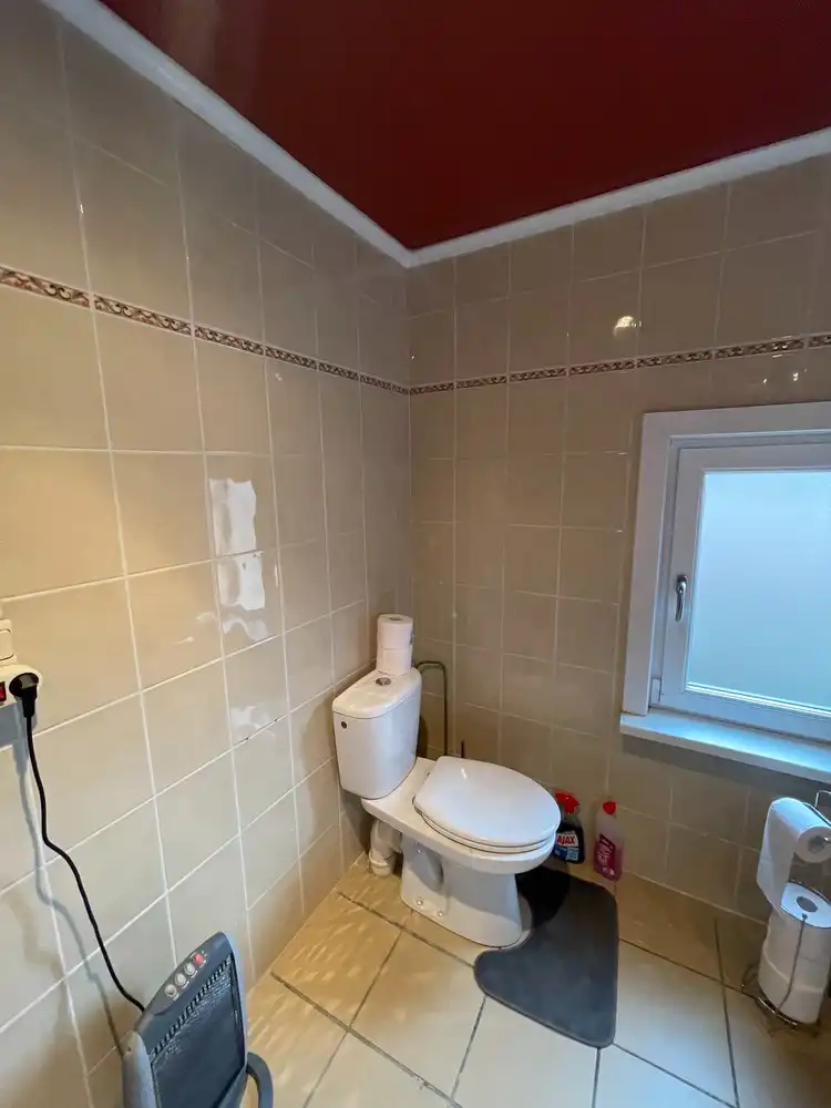 Rustig gelegen woning met koertje foto 16