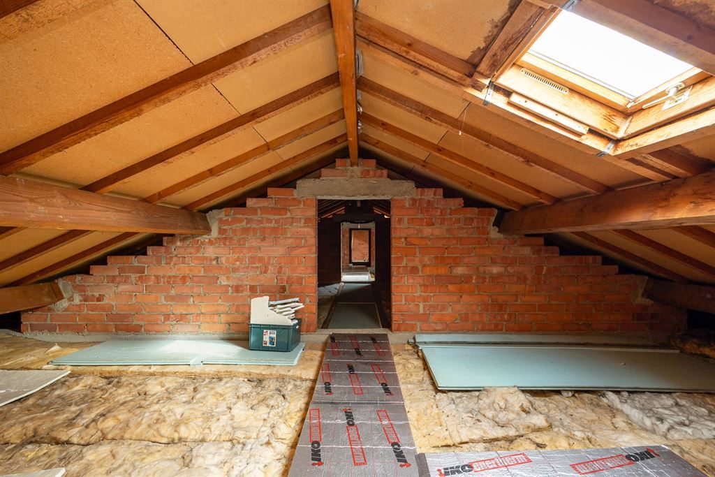 Bungalowwoning op mooi perceel foto 16