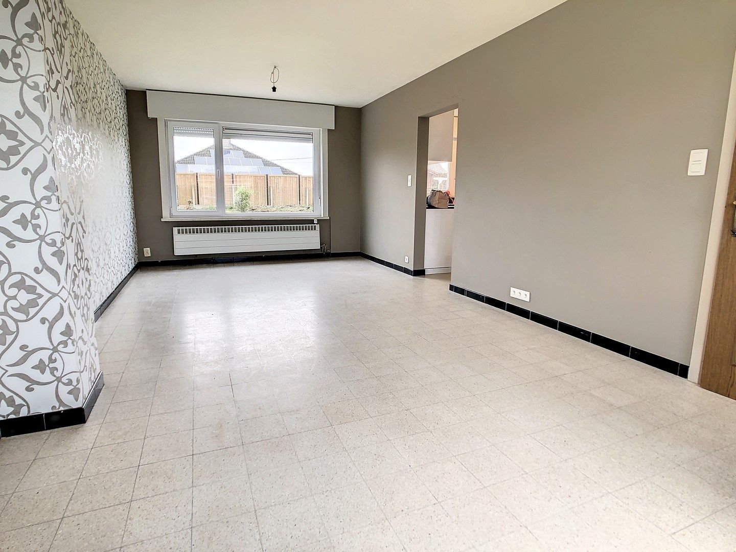 Half-open woning met 3 slaapkamers en tuin in het centrum van Staden foto 3