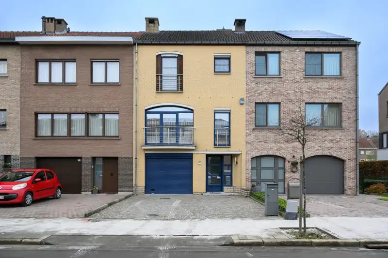 Ideaal als gezinswoning foto {{pictureIndex}}