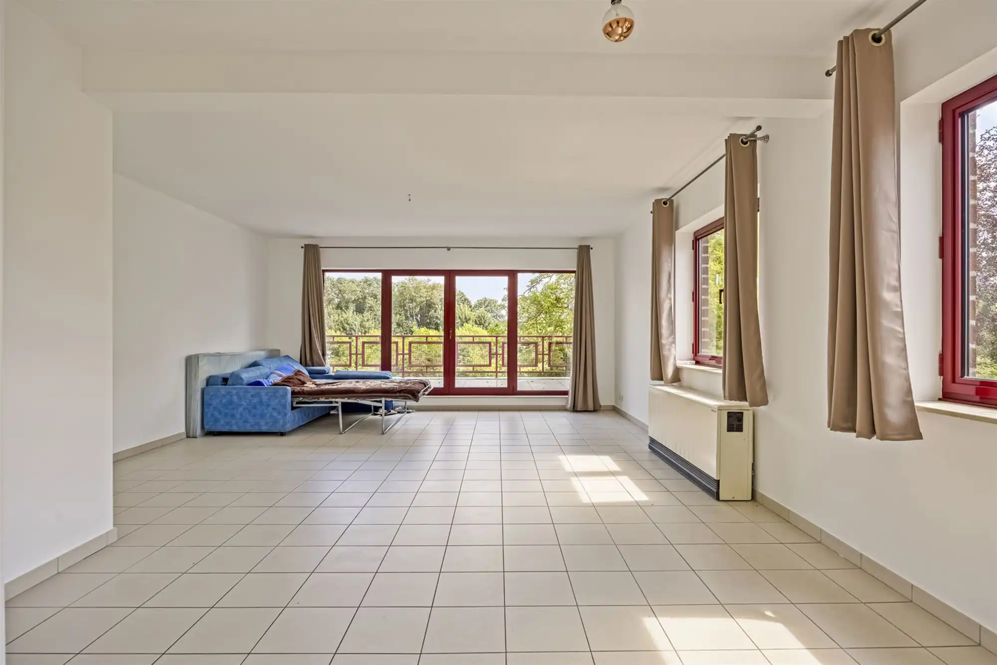 Glvrs 2-slaapkamer app LINKS foto 10