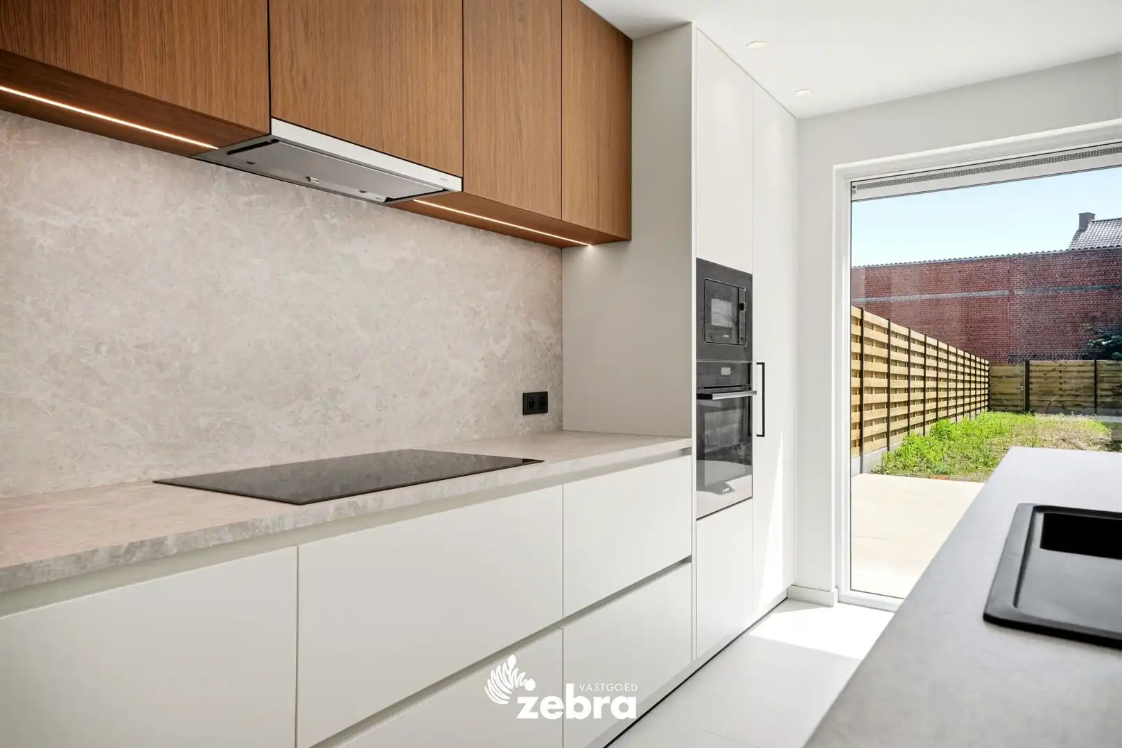 Instapklare woning met EPC-label A, 3 slaapkamers en uitweg nabij centrum Meulebeke! foto 8