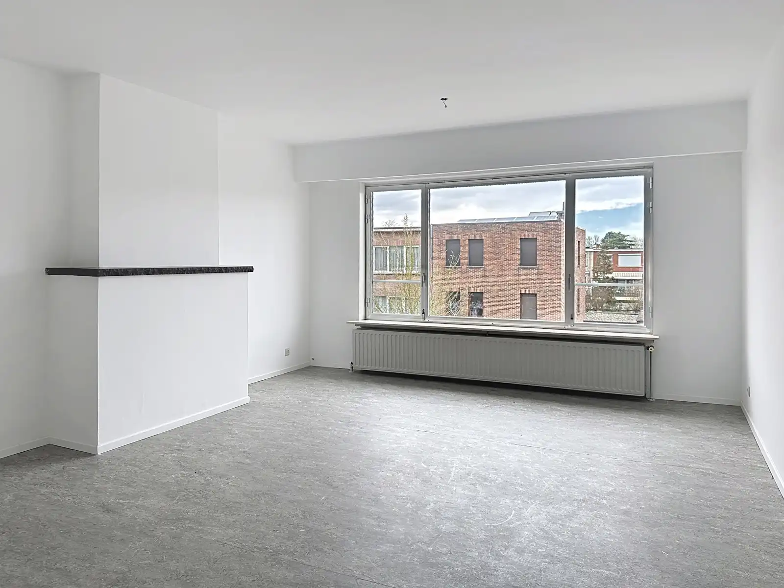 Rustig gelegen appartement in kleine residentie foto 3