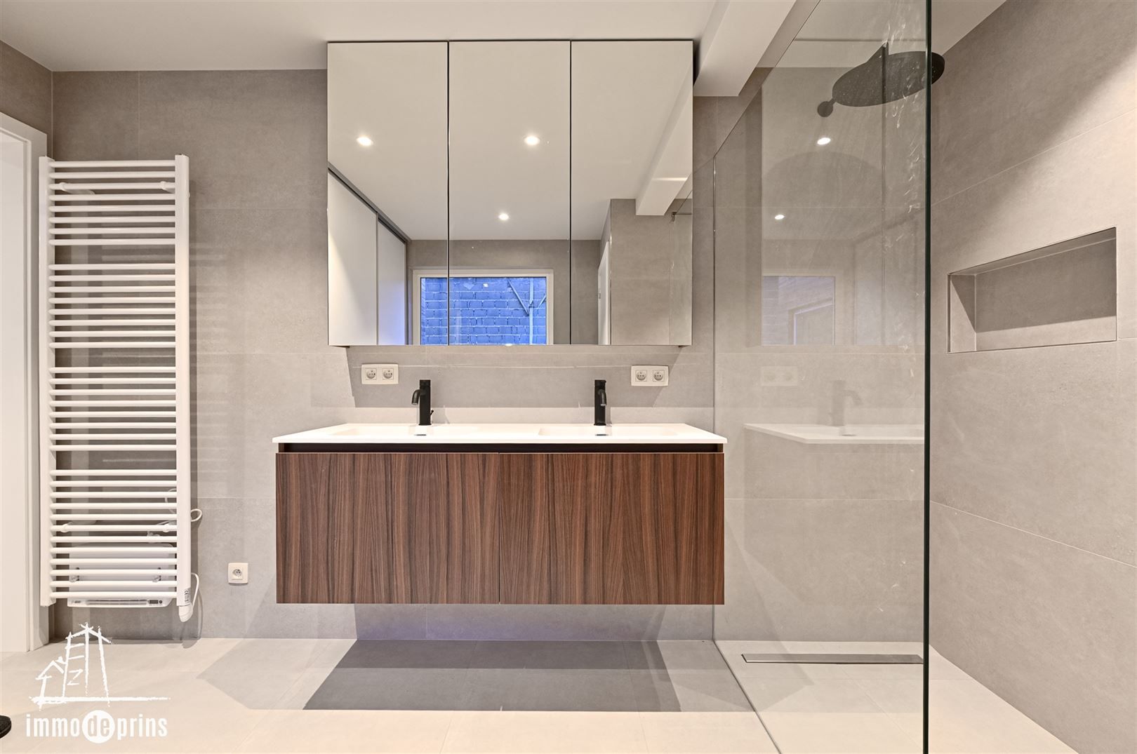 Halfopen bebouwing foto 8