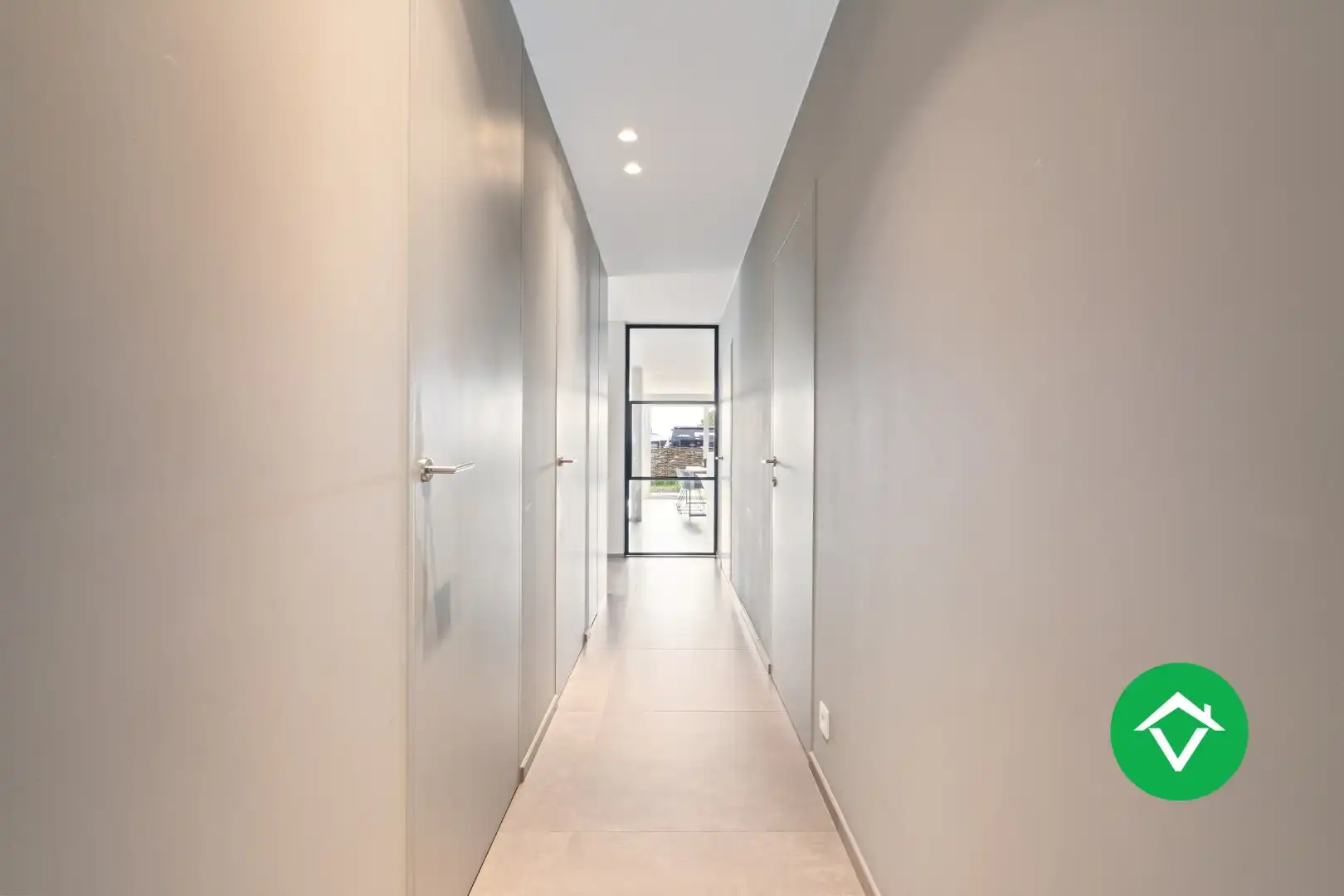 Instapklare woning met 4 slaapkamers en garage te Torhout  foto 13