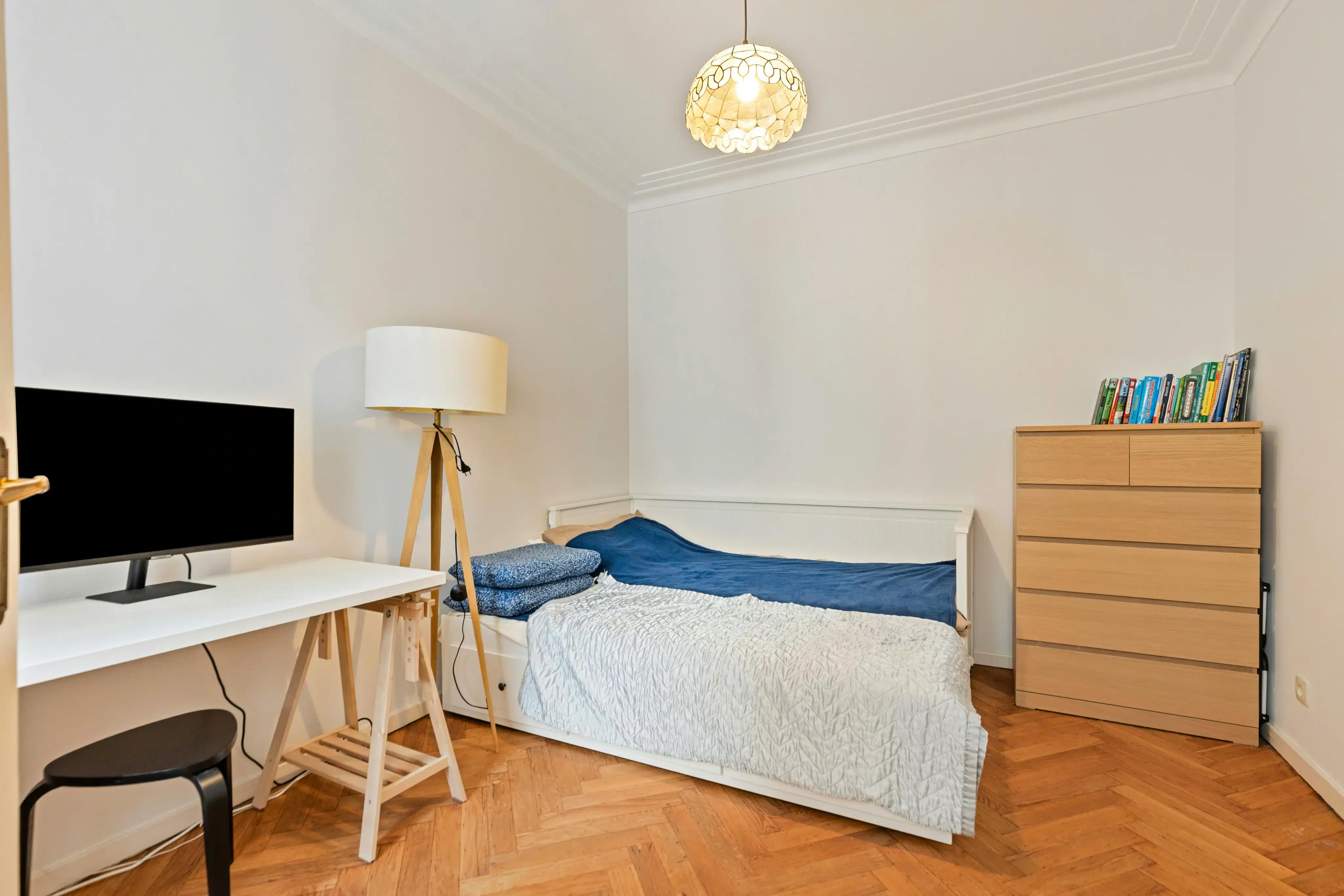 Lichtrijk 2 slaapkamer penthouse te koop bij Stadspark foto 16