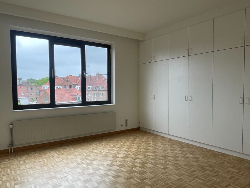 Ruim 3 slaapkamer appartement in hartje Brasschaat foto 15