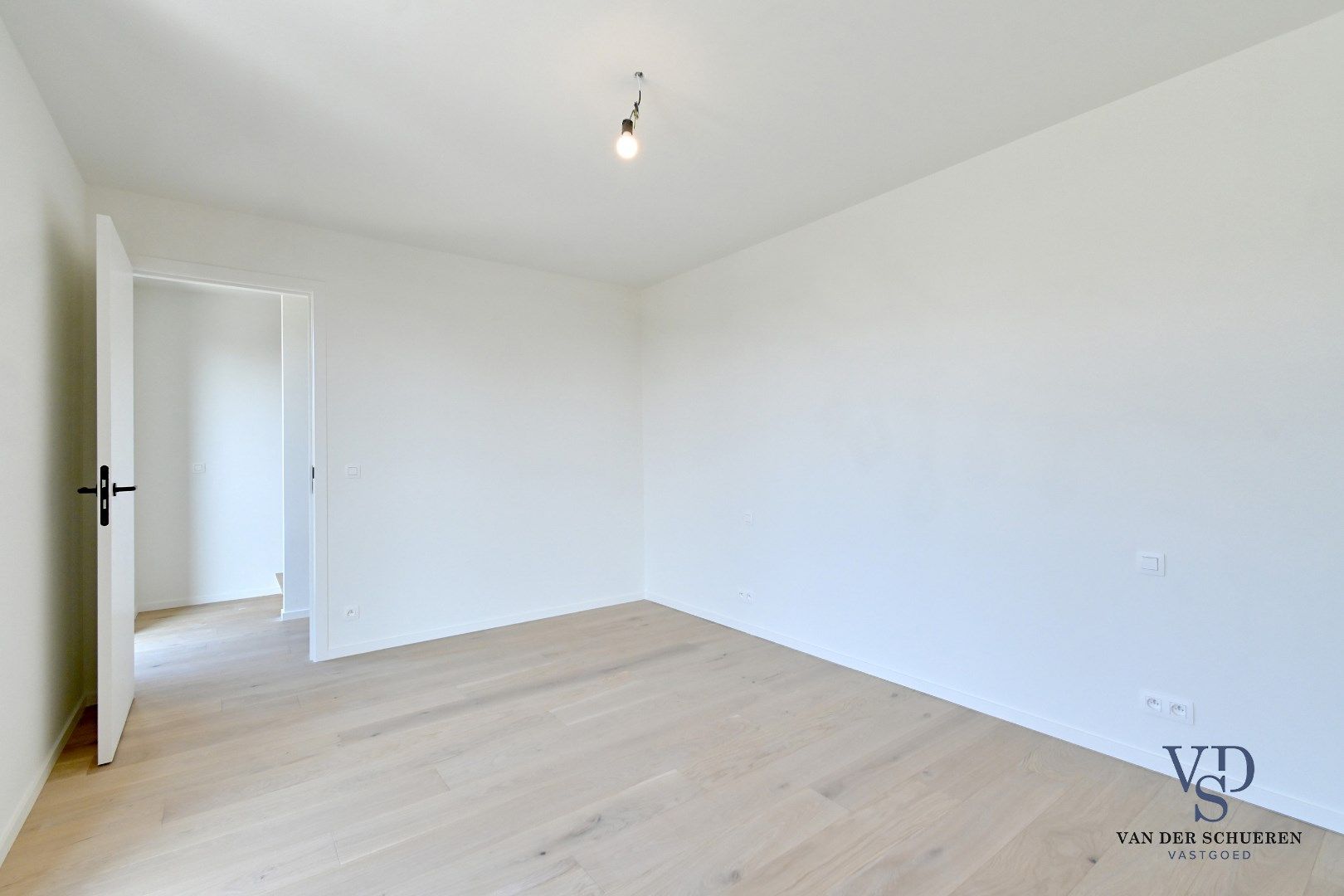 IN OPTIE ! Half Open Bebouwing met afzonderlijke garage  foto 29