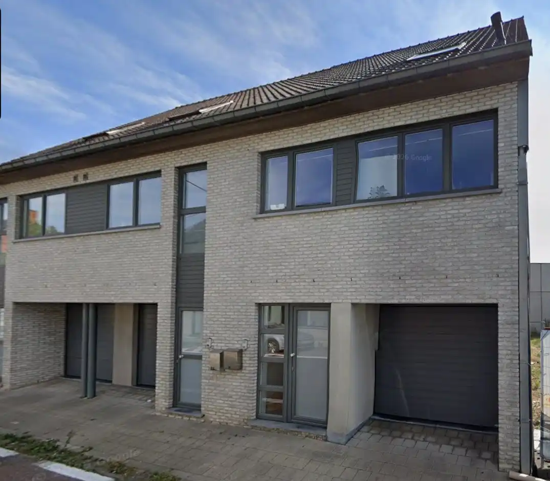 INSTAPKLARE BEL-ETAGE WONING IN HARTJE ZWEVEZELE foto 16