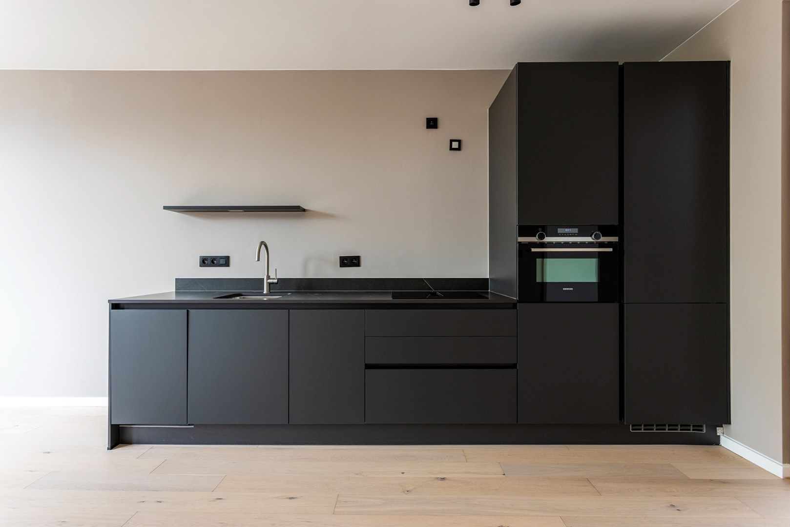 Prachtig gerenoveerd appartement (71m²) met dakterras (40m²)! foto 5