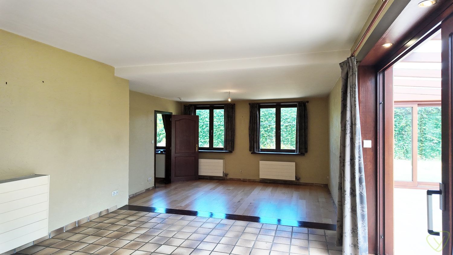 Villa op zonnig en ruim perceel met investeringspotentieel foto 5