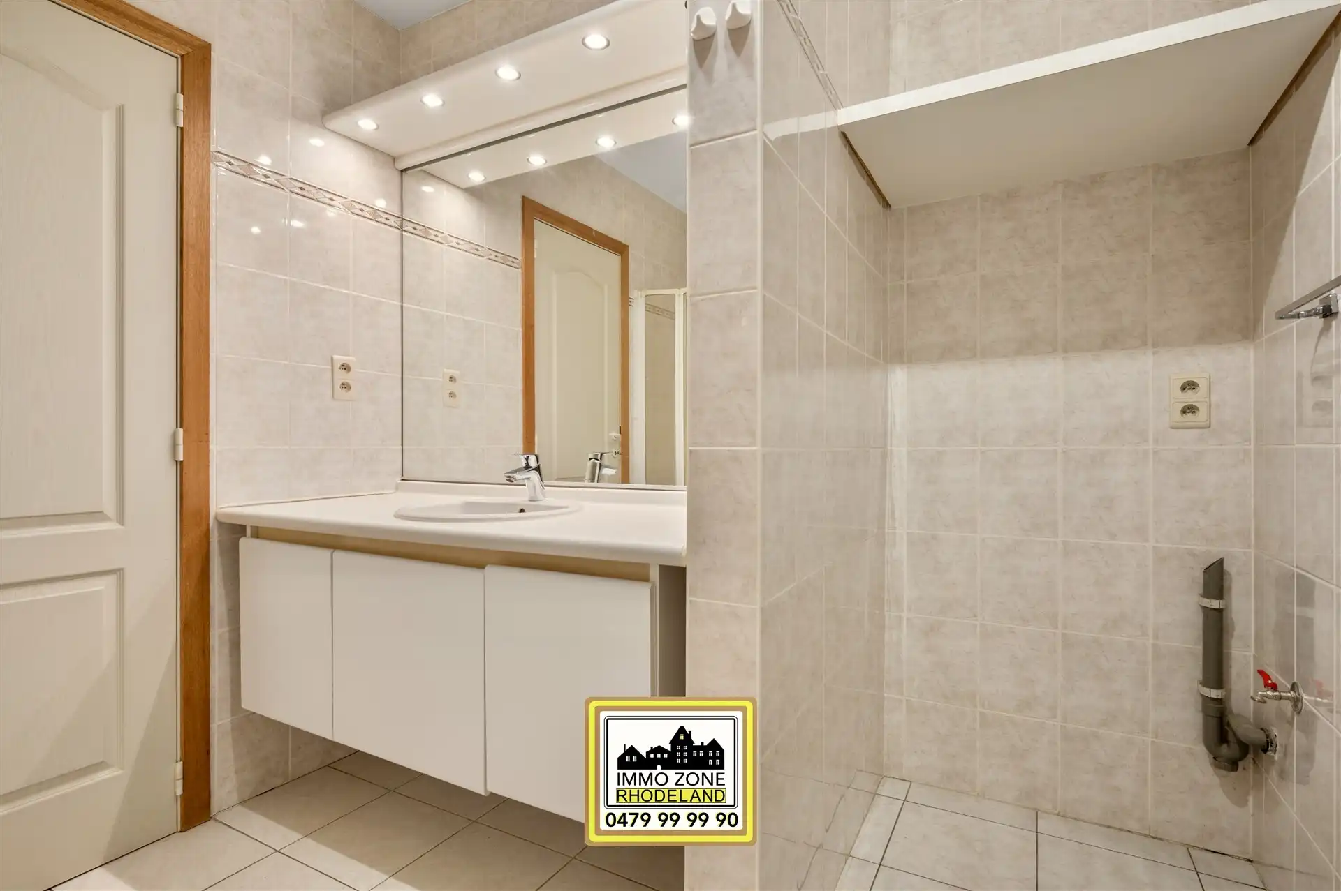 Toffe instapklare woning met 3 slpks, garage en tuin foto 18