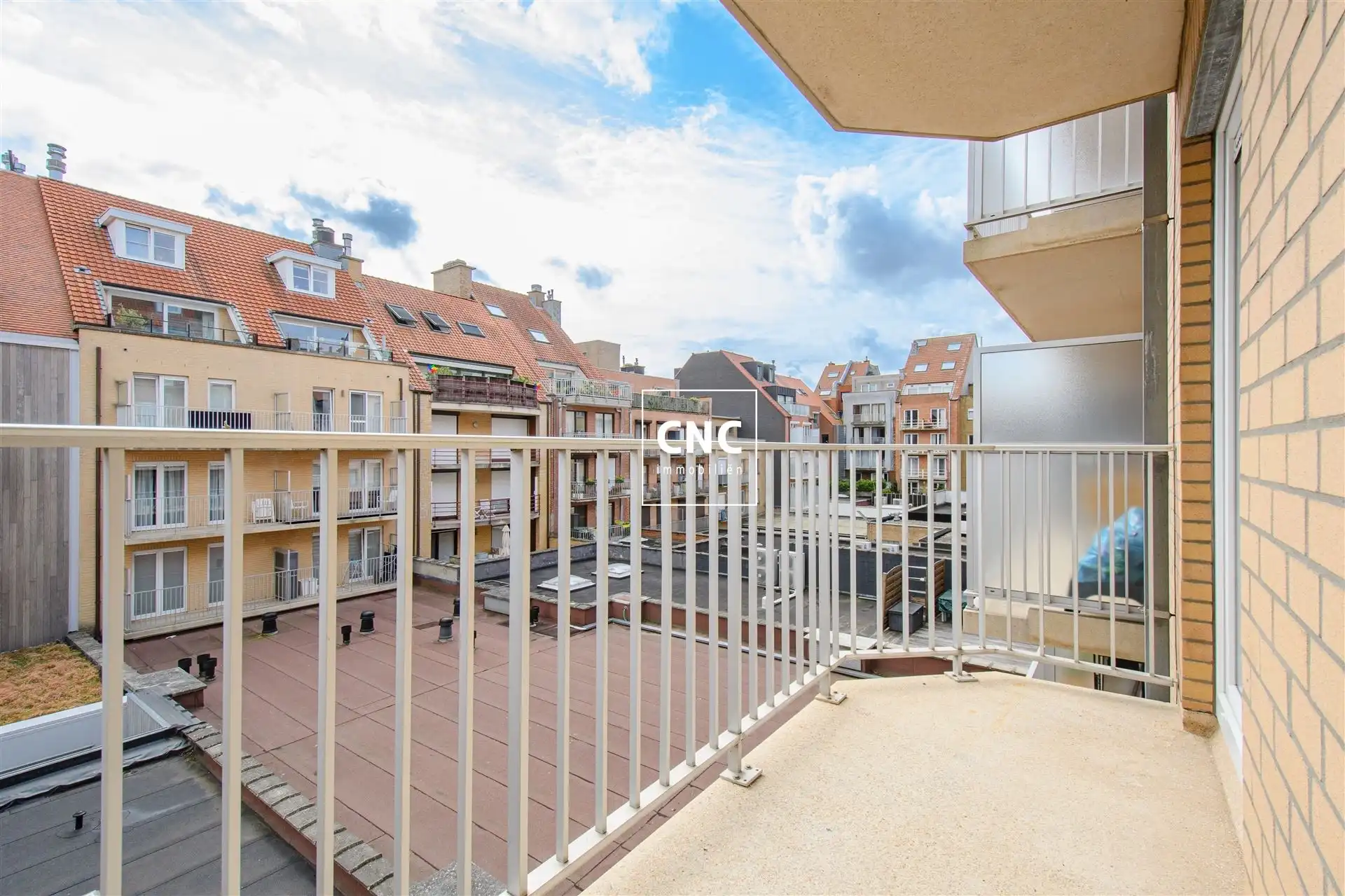 Mooi afgewerkt appartement op de Lippenslaan te Knokke te huur VOOR KORTE PERIODE  foto 8
