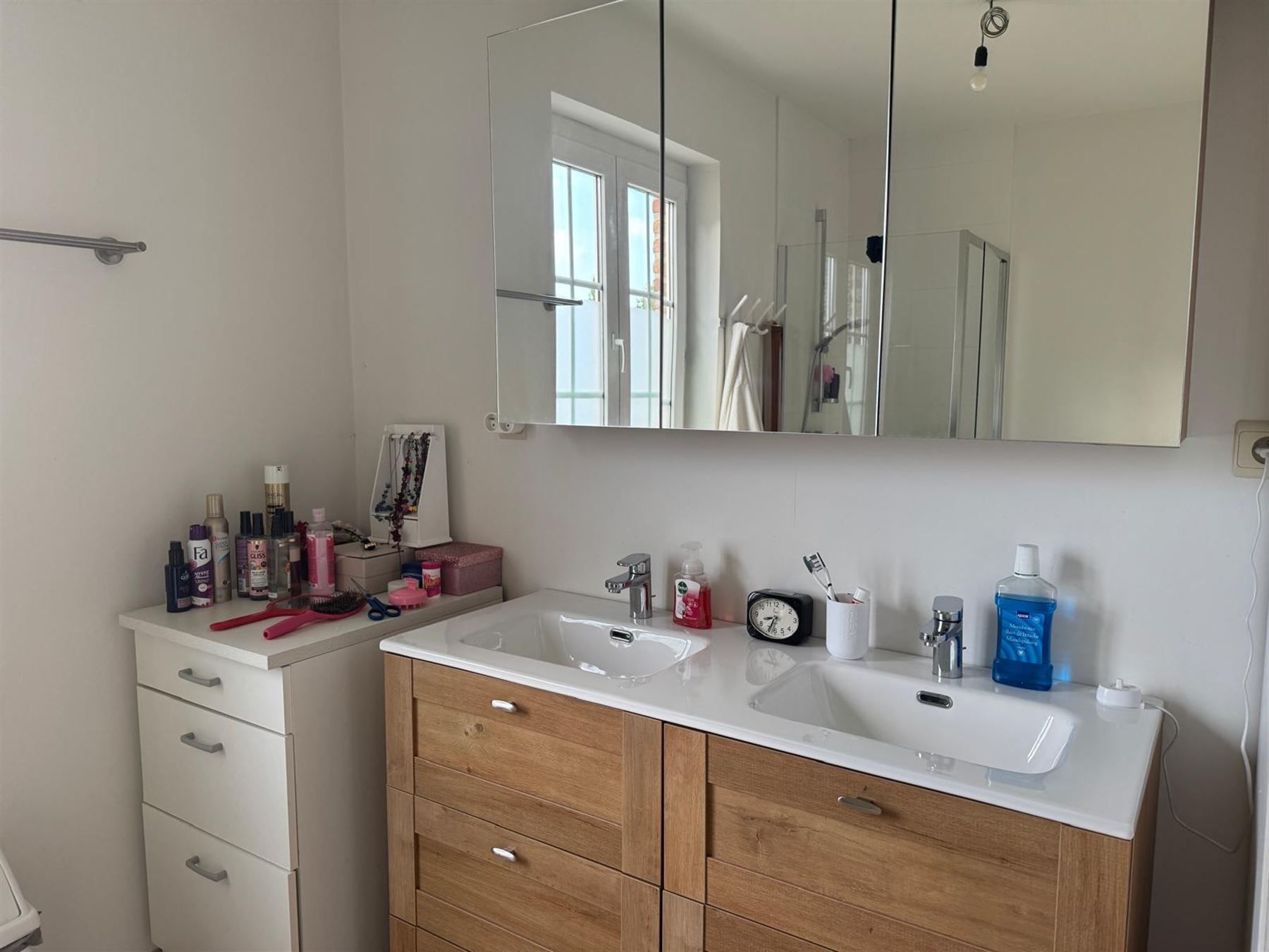 instapklare woning met 4 slaapkamers foto 7