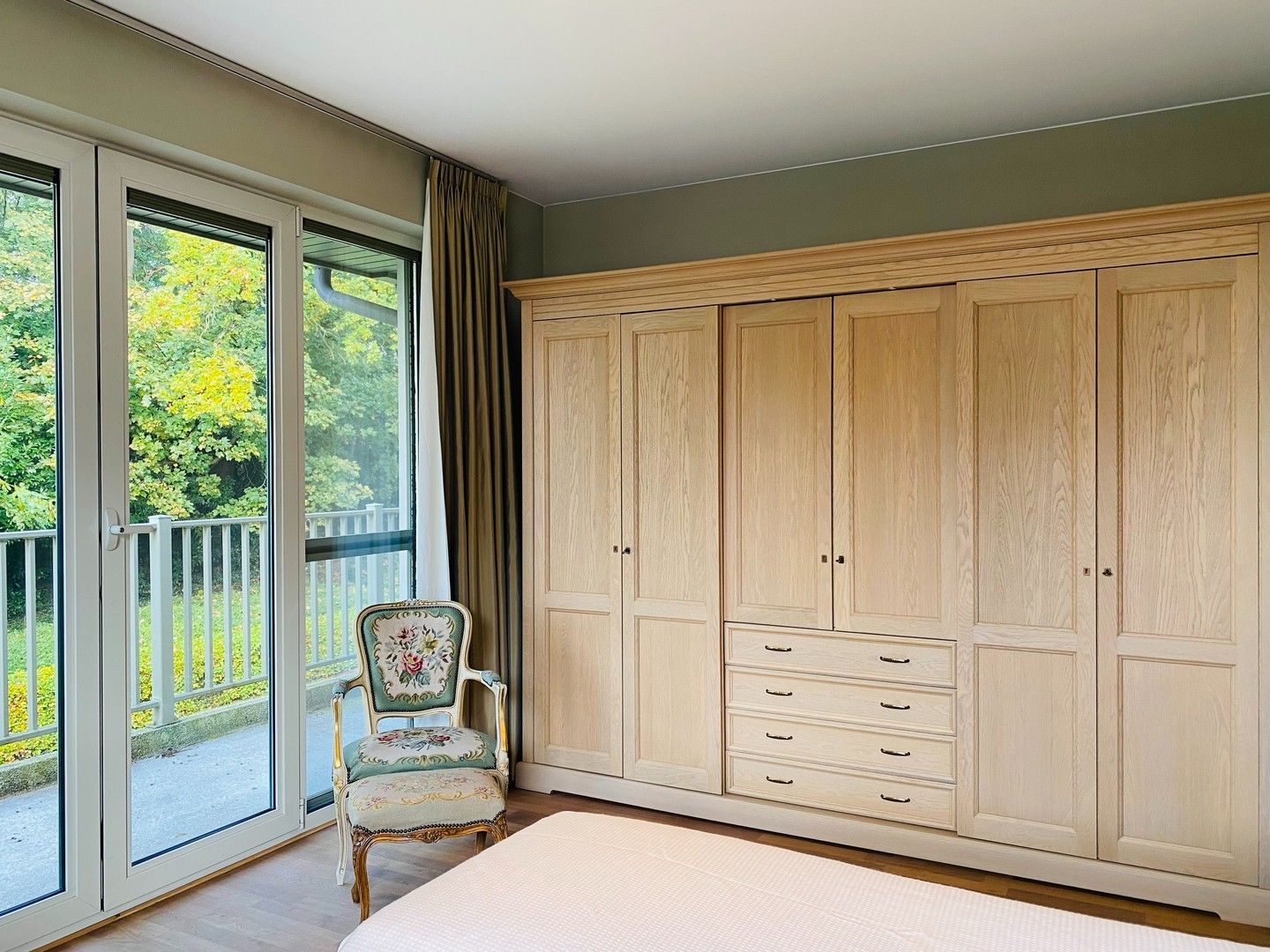 Charmant appartement met garagebox pal in het centrum! foto 8