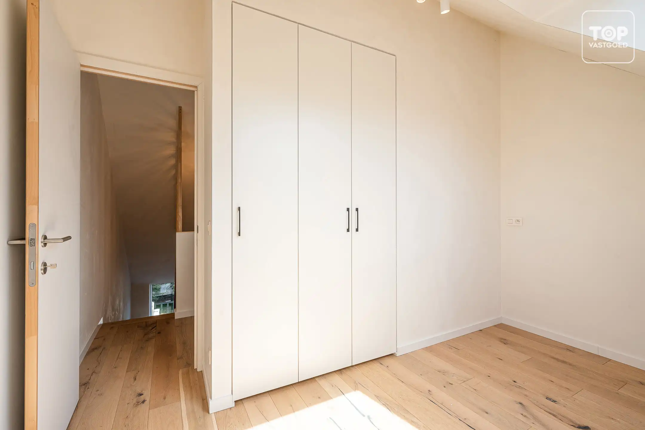 Totaal gerenoveerde woning (EPC A+) met 3 slaapkamers en tuin.  foto 22