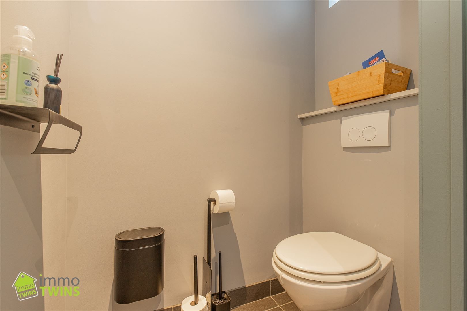 Ruime en lichtrijke gezinswoning met zonnige tuin en inpandige garage in Lebbeke foto 24