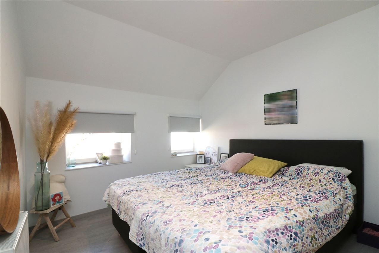 Gerenoveerde woning met tuin op rustige locatie foto 23