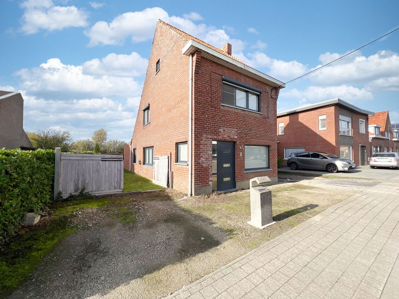 Lichtrijke woning met zonnige tuin + landelijk verzicht foto 17