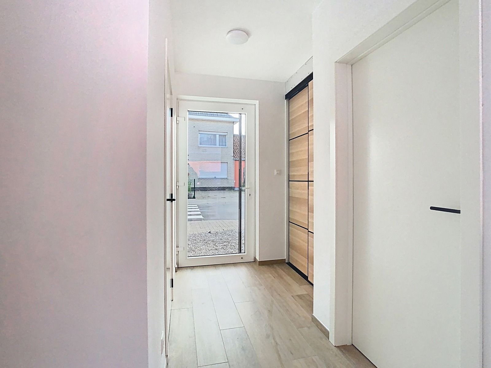 Moderne Nieuwbouwwoning met 4 SLPK, Tuin én Autostaanplaats! foto 8