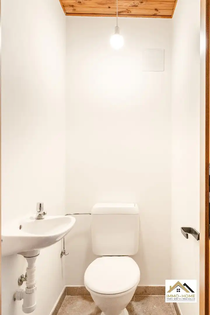 Gerenoveerd 2 slaapkamerappt !!! foto 18