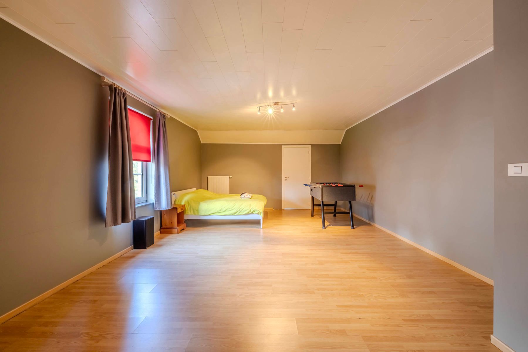 Villa met 4 slpk, bureau en dubbele garage op 1.726m2 foto 31