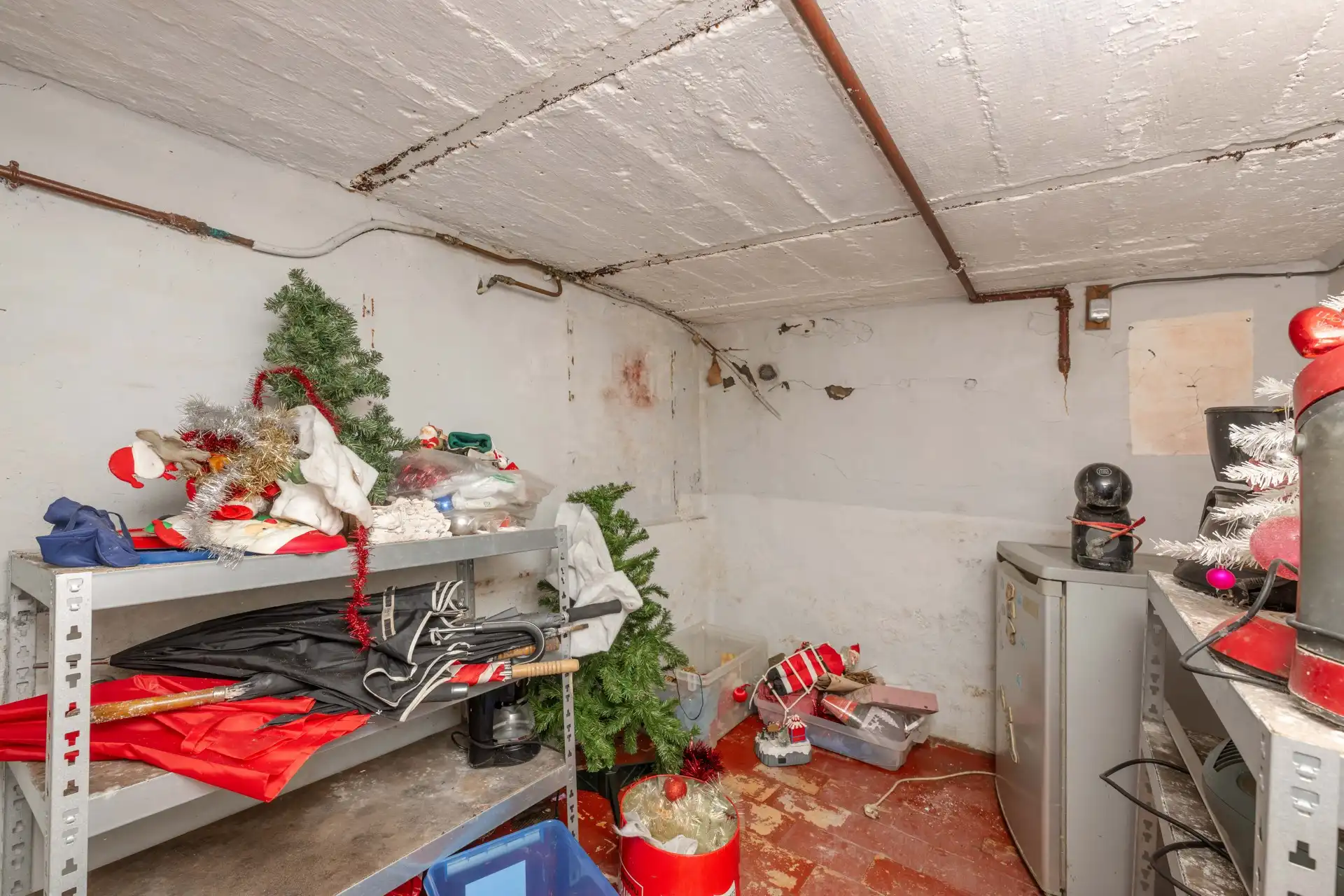 Charmevolle te renoveren woning met 3 slaapkamers en tuin op perceel van 405 m² te koop in Aalbeke foto 16