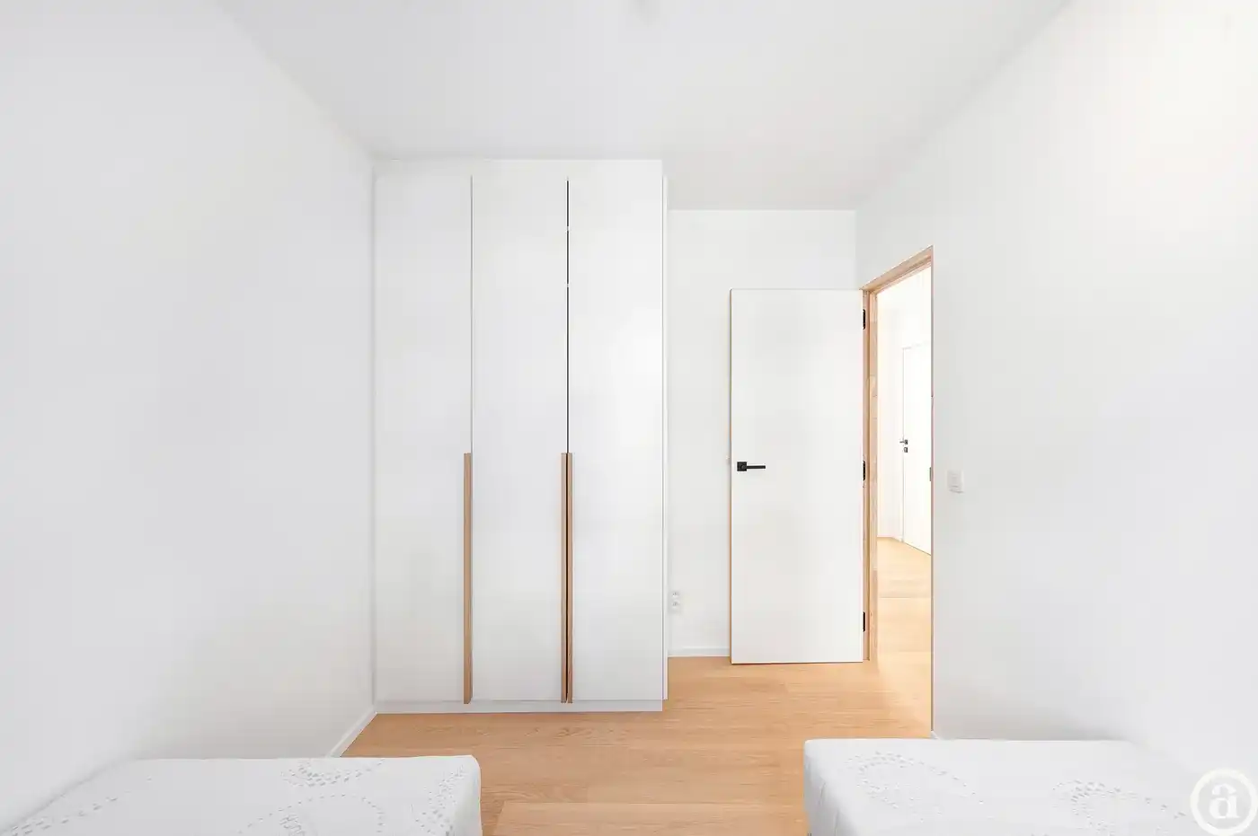 Ruim duplexappartement met 4 slaapkamers en zonneterras.  foto 22