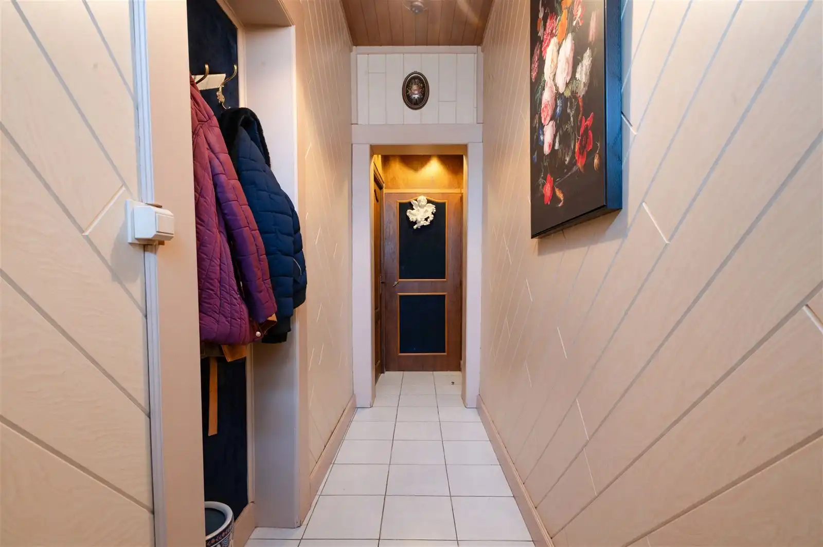 Gezinswoning met tuin en garage op 5are81 foto 15