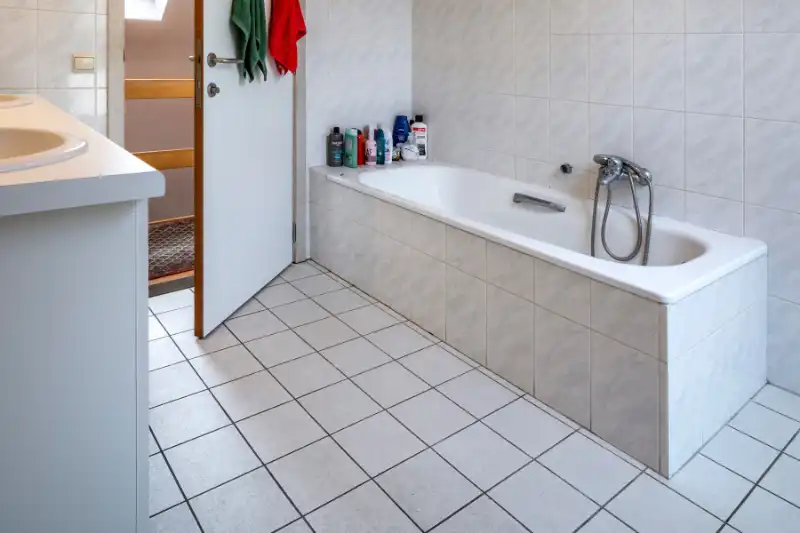 Roeselare, Instapklaar duplexwoning te koop in een gezellig woonerf met 2 slaapkamer, betaalbaar wonen ! foto 11