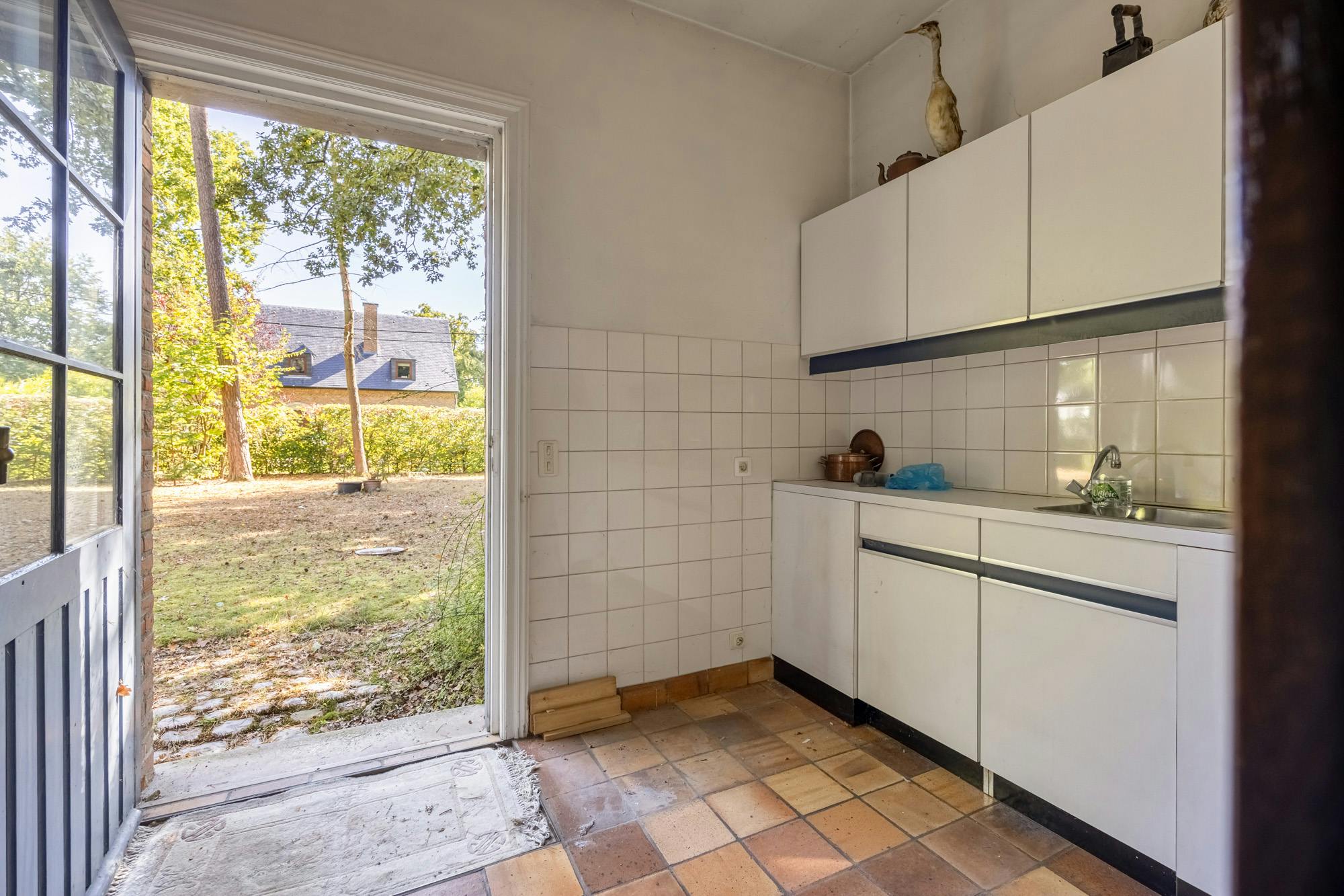 Ruime villa met 7 slaapkamers gelegen in het groen op 13 are foto 10