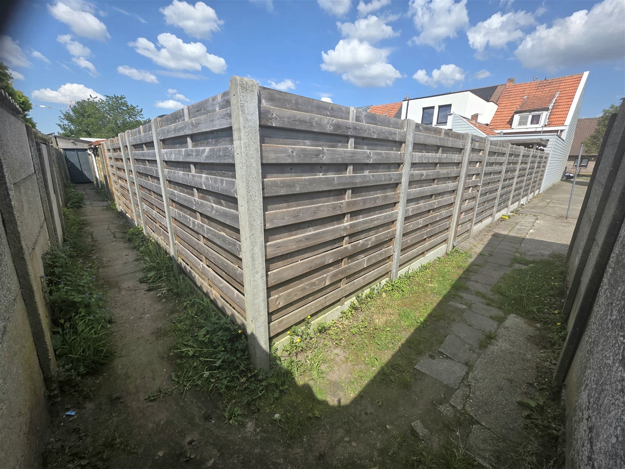 Burgerswoning met 2 à 3 slpks, parking en tuin met ingang foto 23