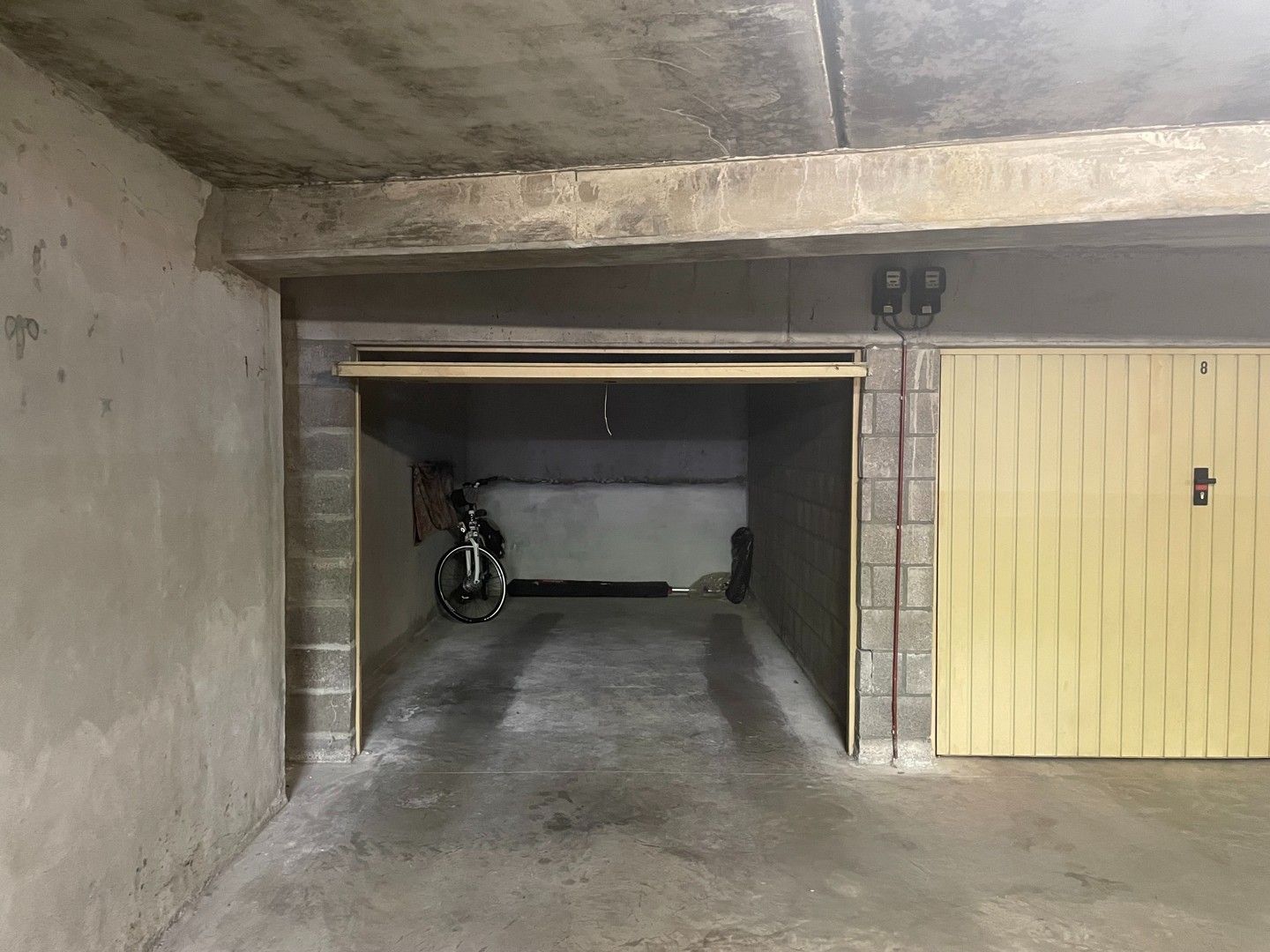 Garagebox nabij de kerk van Heist foto 2