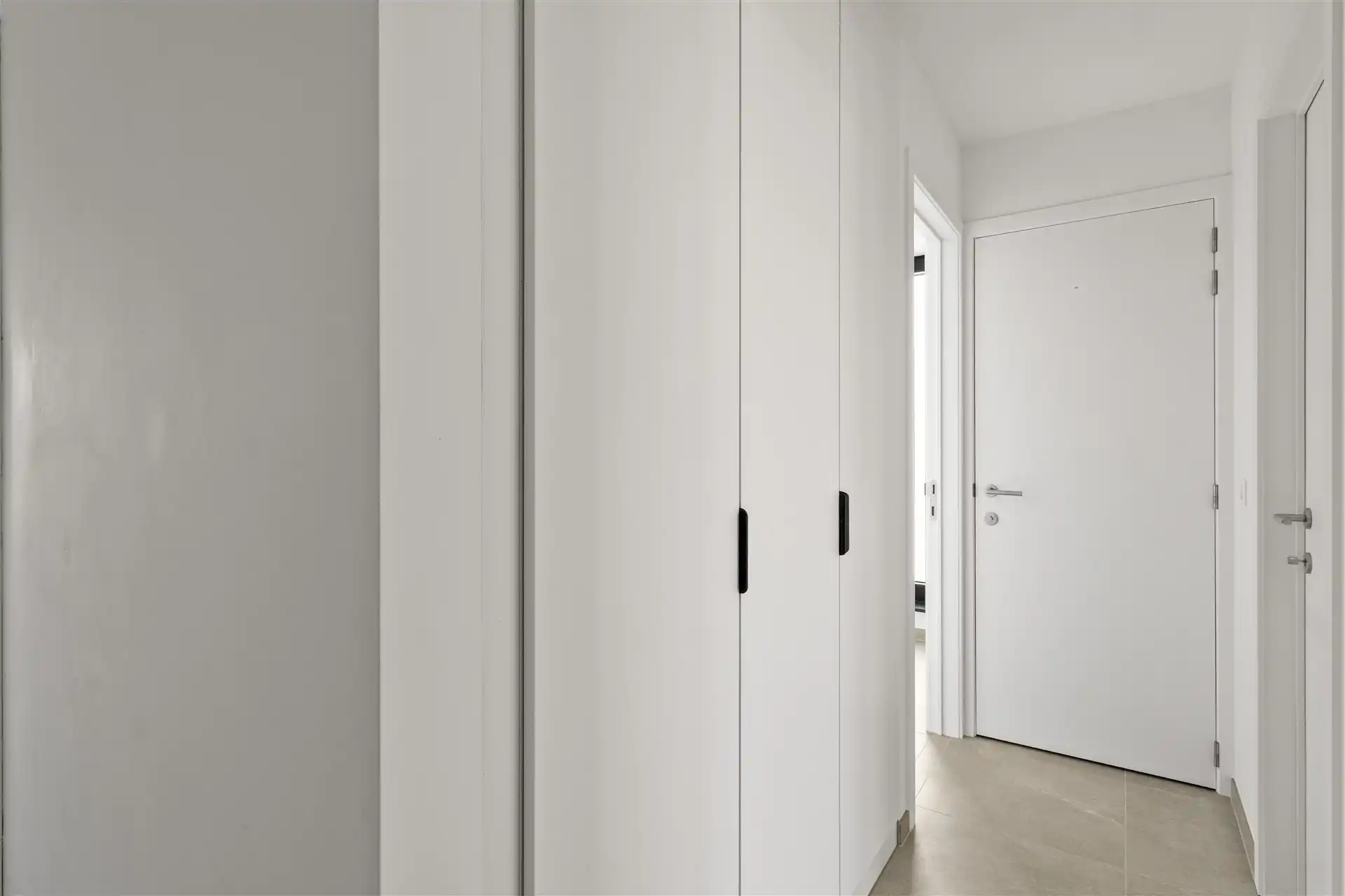 Appartement met staanplaats. (prijs excl. kosten) (mogelijk aan 6% BTW) foto 6