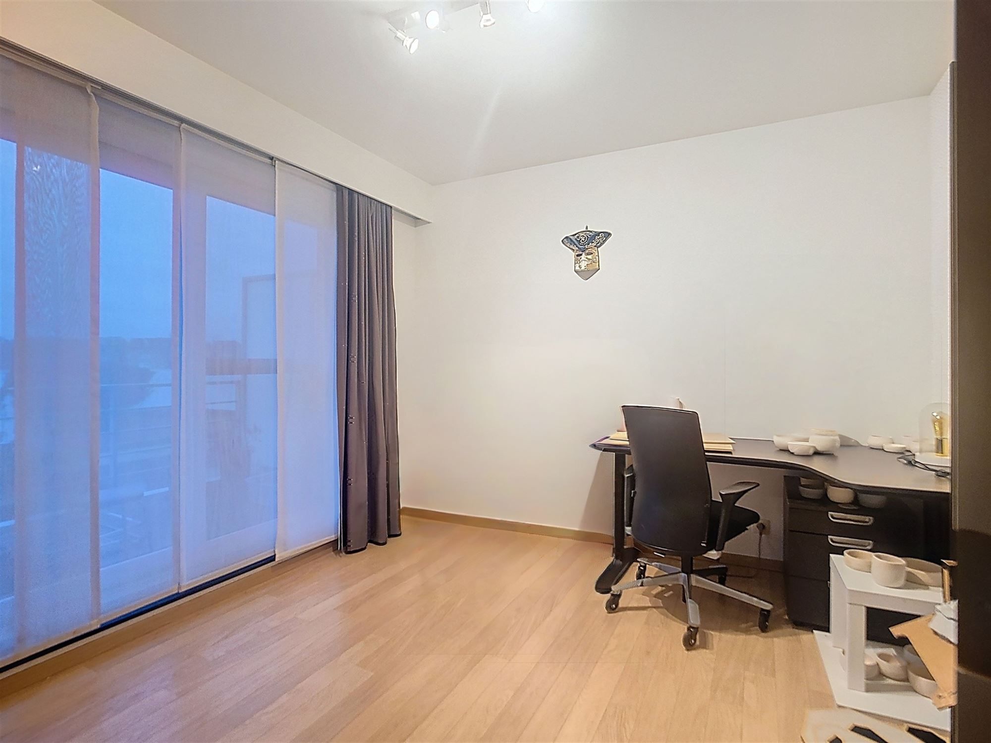 Ruim 2 slaapkamer appartement in het centrum foto 6