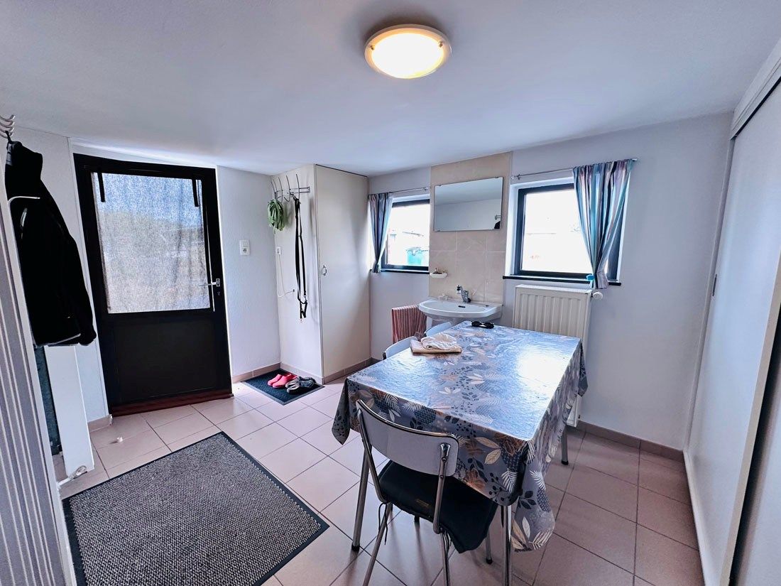 Leuke SPLITLEVEL op een mooi ruim perceel foto 17