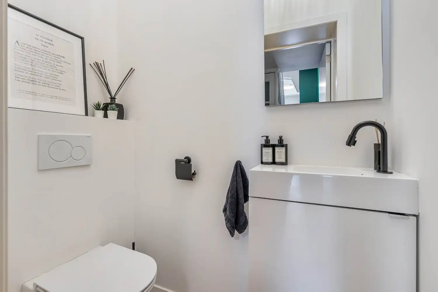 Recent en volledig gerenoveerde woning met 3 slaapkamers en 2 badkamers te centrum Leuven! foto 3