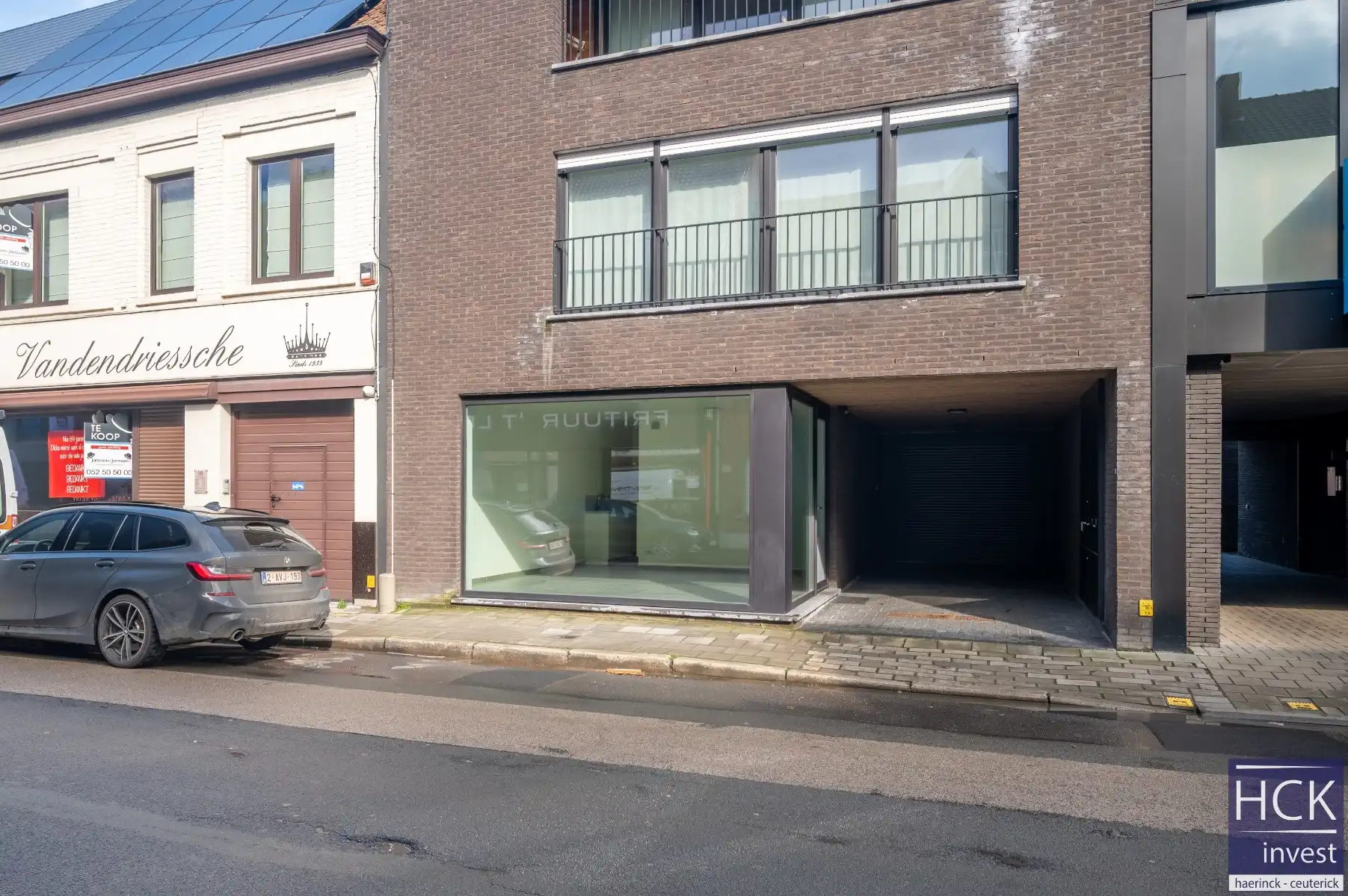 WAREGEM - Commerciële ruimte (winkel of bureel) op topligging! foto 2
