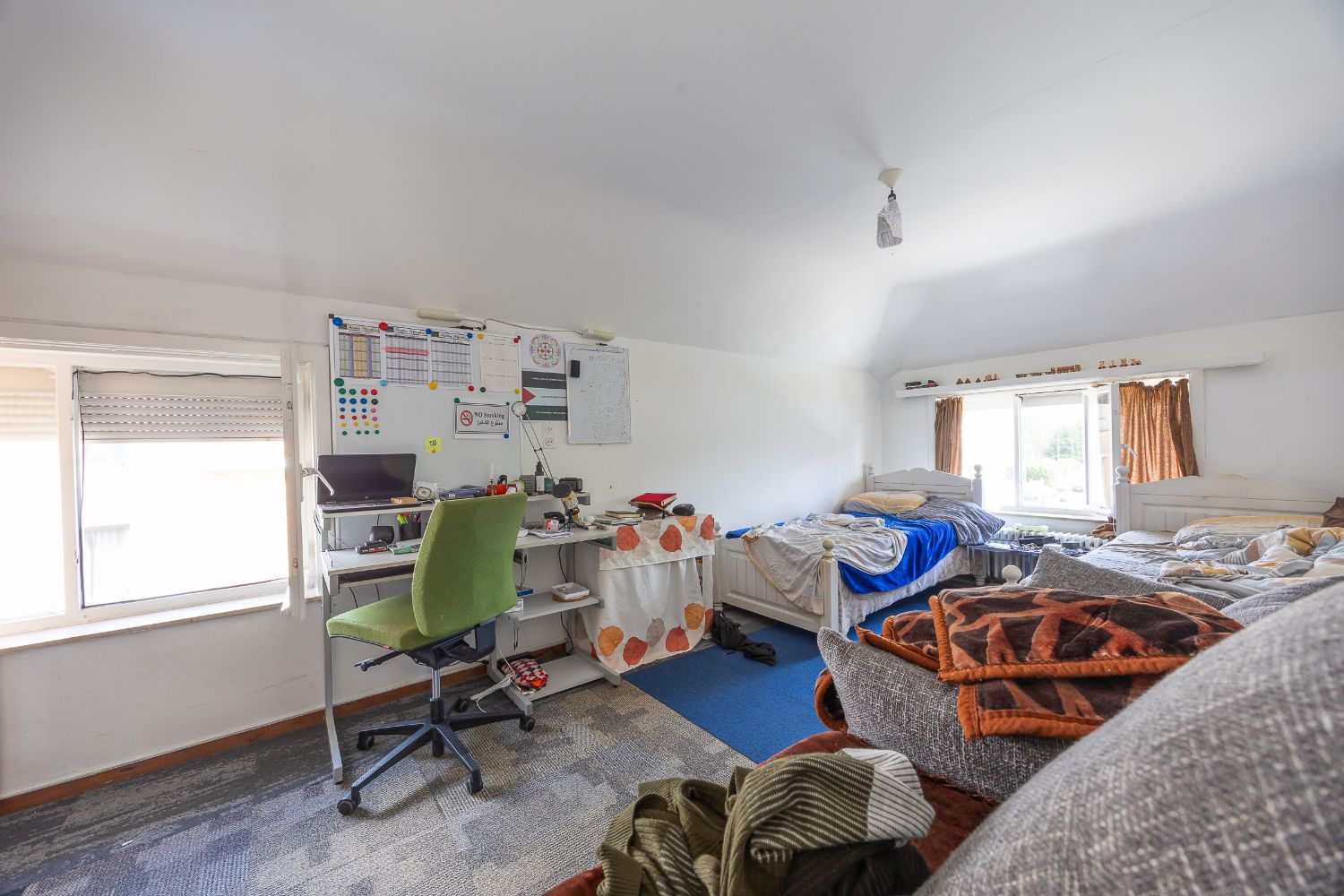 Ruim appartement met 5 garages foto 13