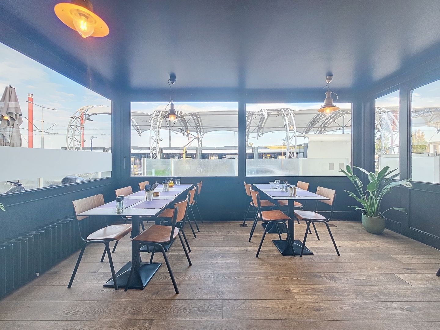 Opbrengsteigendom met woonst aan de kaai te Nieuwpoort-Stad foto 12