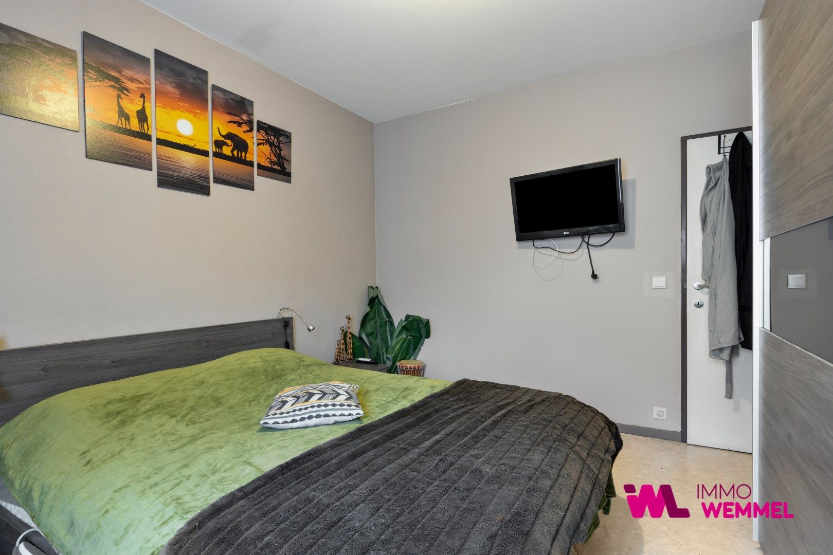 Appartement met 2 slaapkamers, kelder en garage foto 10